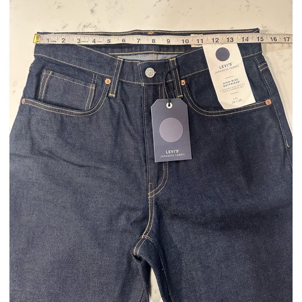 Levi’s Japanese Fabric High Rise Boyfriend Jeans - 30 x 30 - Picture 15 of 17